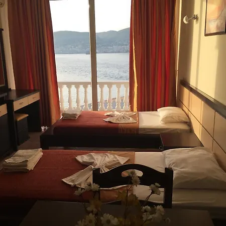 ホテル Dodona Sarandë