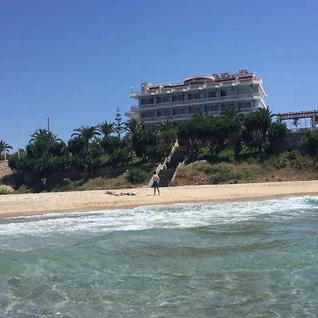 ホテル Dodona Sarandë
